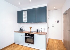 Suite estudio, patio | Cocina básica privada