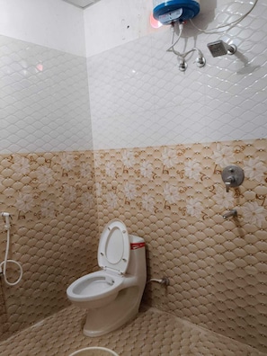 Deluxe Room, City View | Bathroom - Ayodhya Stay (Ayodhya)