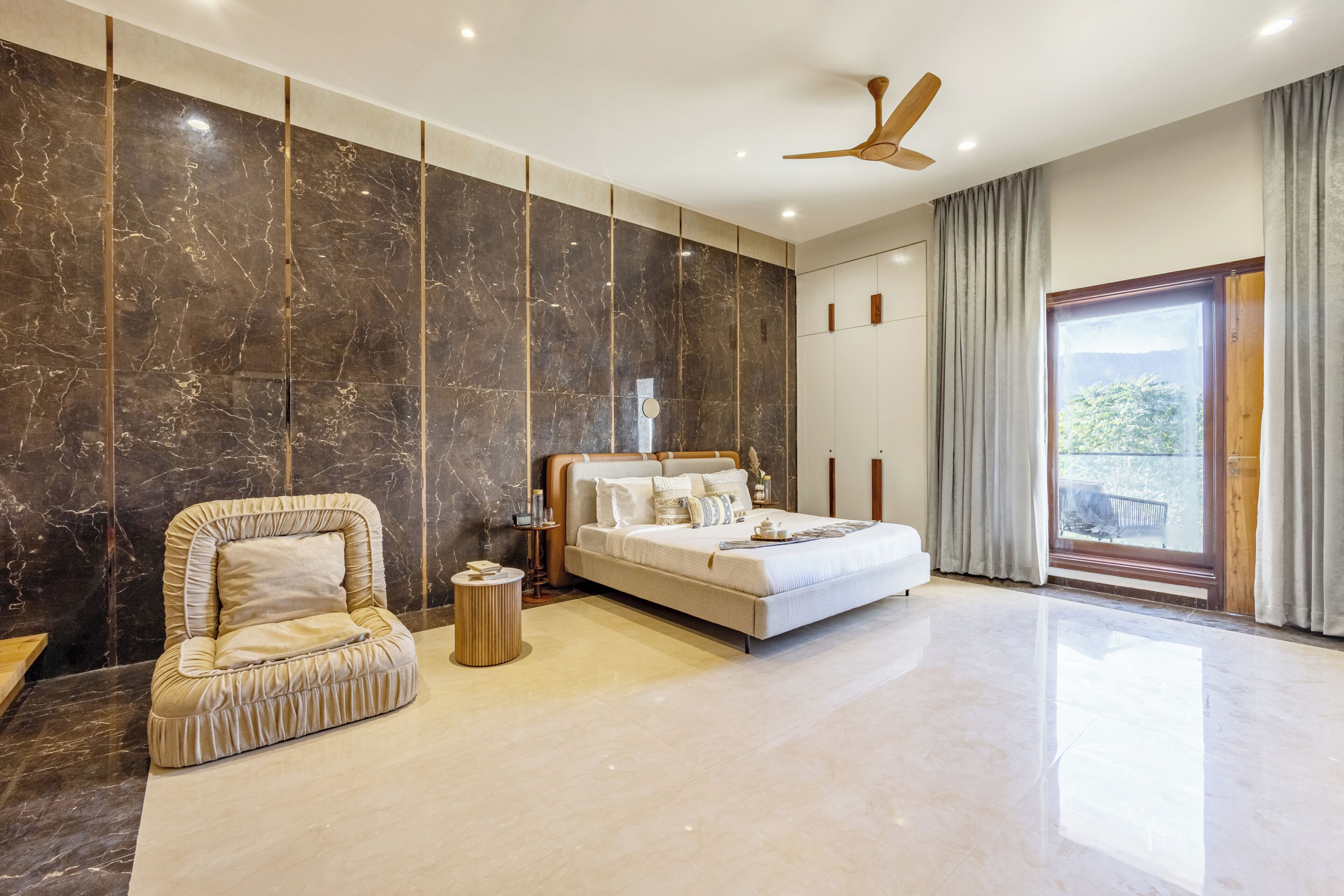 Luxury-Villa, Blick auf den Innenhof | Innenbereich