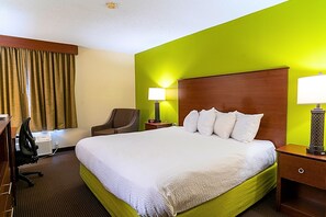 Room - Coratel Inn and Suites by Jasper Black River Falls - 1 King Bed Non-Smoking (Black River Falls)