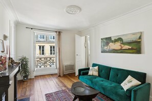 Offices - Lovely 2BR in the Heart of Le Marais (Paris)