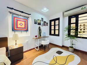 Interior - Kim's Home in Ba Dinh - OOO Room (Ba Đình)