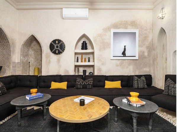 Living area - Riad 1810 • Private Design Riad with Pool, Rooftop in the heart of the Medina (Marrakech)
