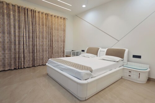 Marwah Farms - Yoga Retreat Villa