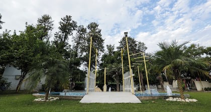 Marwah Farms - Yoga Retreat Villa