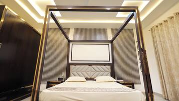 6 bedrooms, WiFi
