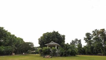 Enceinte de lâhĂ©bergement