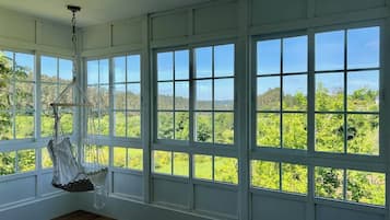 Family House, Patio, Mountain View | Interior