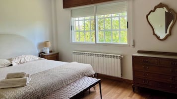 Family House, Patio, Mountain View