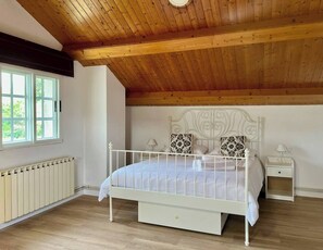 Familiehus - terrasse - bjergudsigt