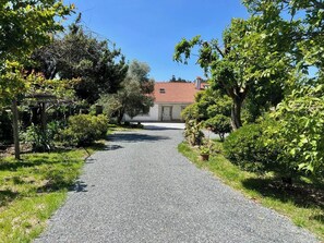 Familiehus - terrasse - bjergudsigt | Udendørsområde