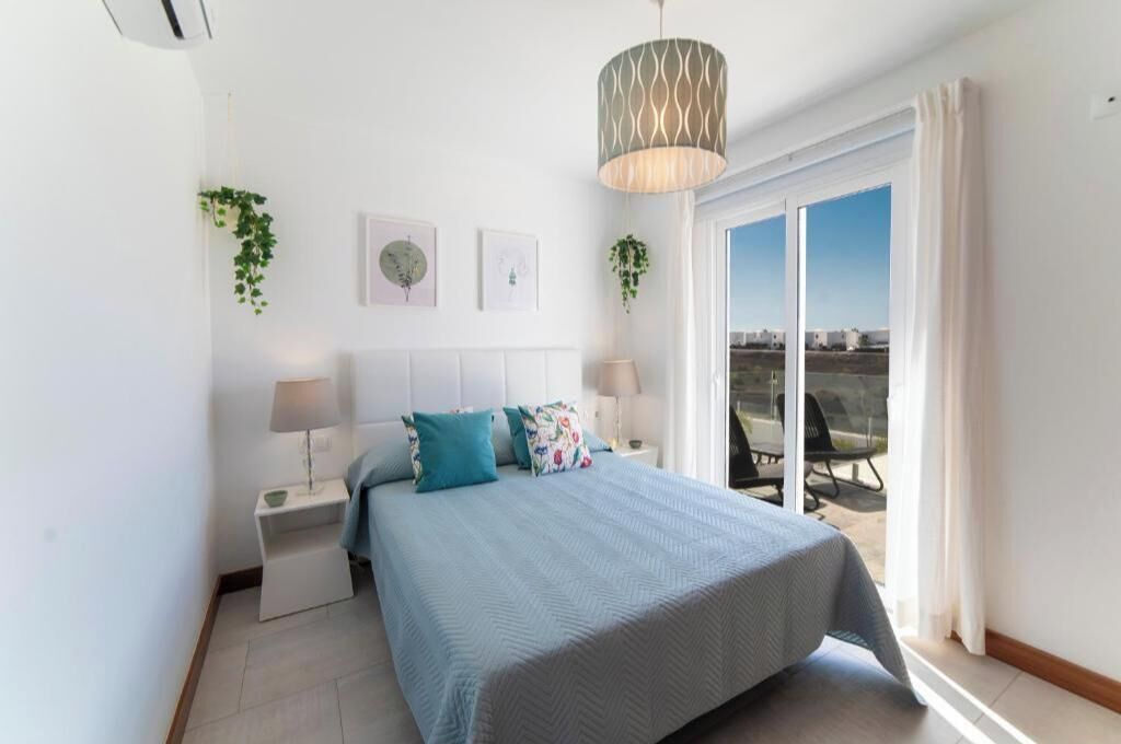 3 dormitorios, tabla de planchar con plancha, wifi y ropa de cama