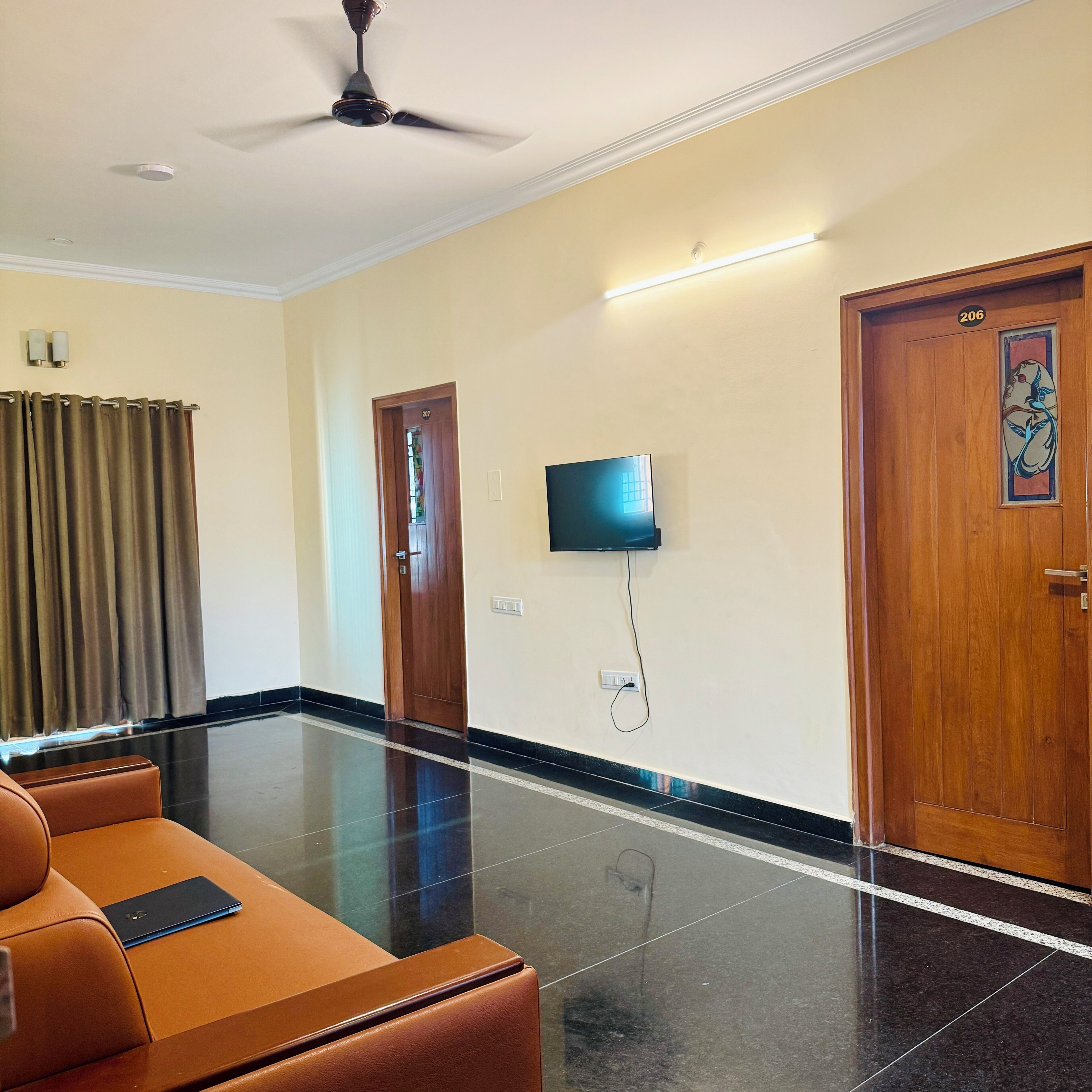 デラックス アパートメント | 内装