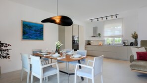 Dining - Villa  Valle Lux by Villas Guide (Bale)