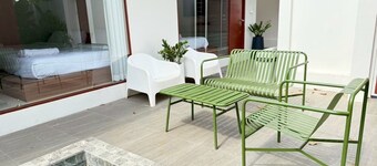 Dubble DD residenceresort
5 minutes to Robinson Kamphaeng Phet