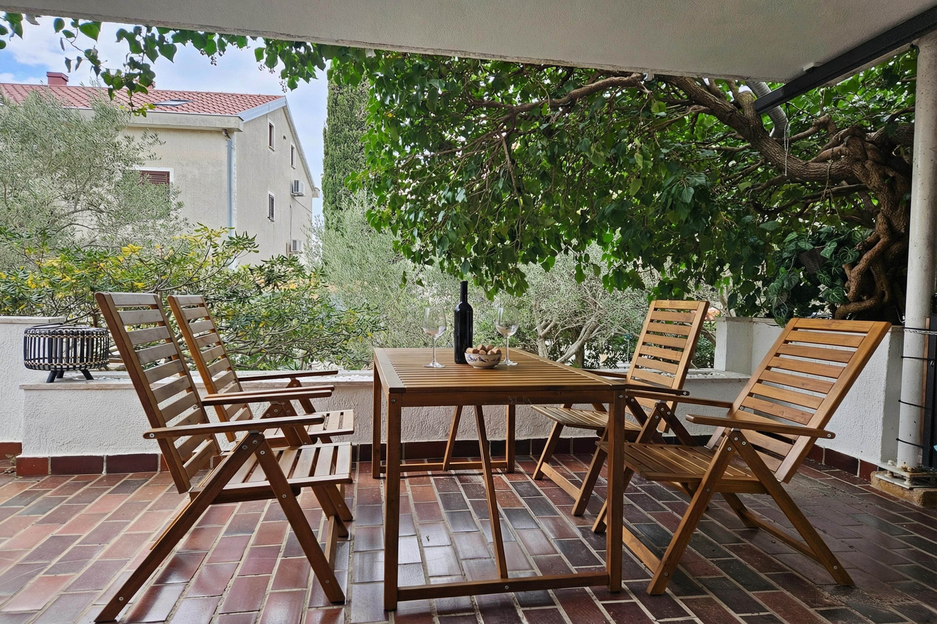 Family Apartment, Multiple Bedrooms, Mountainside (Punta Debij Apartment Andrea) | Outdoor dining