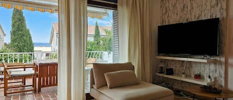 Family Apartment, Multiple Bedrooms, Mountainside (Punta Debij Apartment Nataly) | Living area