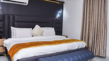 Deluxe Apartment, Balcony, City View