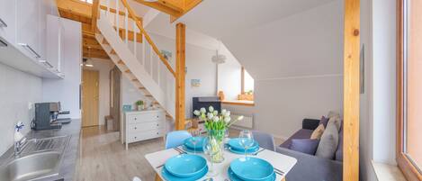 Apartment (11) | Dining