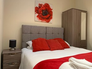 Room - The Moorlands Suite - 1 Bed Apartment (Alton Towers & Staffordshire Villages)
