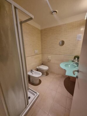 Bathroom - Affittacamere e Ristorante Ariete (Ponsacco)