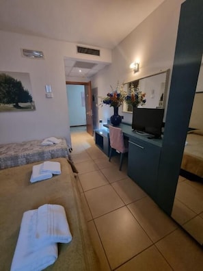 Room - Affittacamere e Ristorante Ariete (Ponsacco)