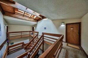 Interior - 3rd floor 2 Bedroom 2 Bathroom condo with a wood fireplace (Winter Park)