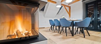 Magnifique maison de vacances privée pour 20 personnes avec WIFI, TV, terrasse et animaux admis