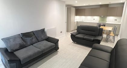 2 Bedroom Slough