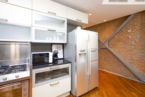 Private kitchen - "View Brera Penthouse" Private Jacuzzi + Duomo 5 Min (Milano)