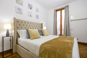 2 bedrooms, iron/ironing board, WiFi, bed sheets - "View Brera Penthouse" Private Jacuzzi + Duomo 5 Min (Milano)
