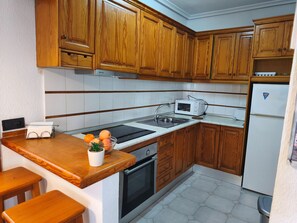 House, 2 Bedrooms, Smoking, Garden View | Interior - Ground Floor in Playa Flamenca With Pool (Orihuela)
