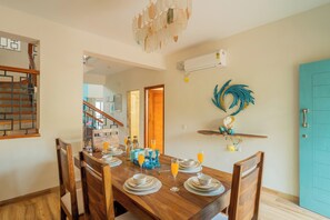 Deluxe-Villa, Balkon | Speisen