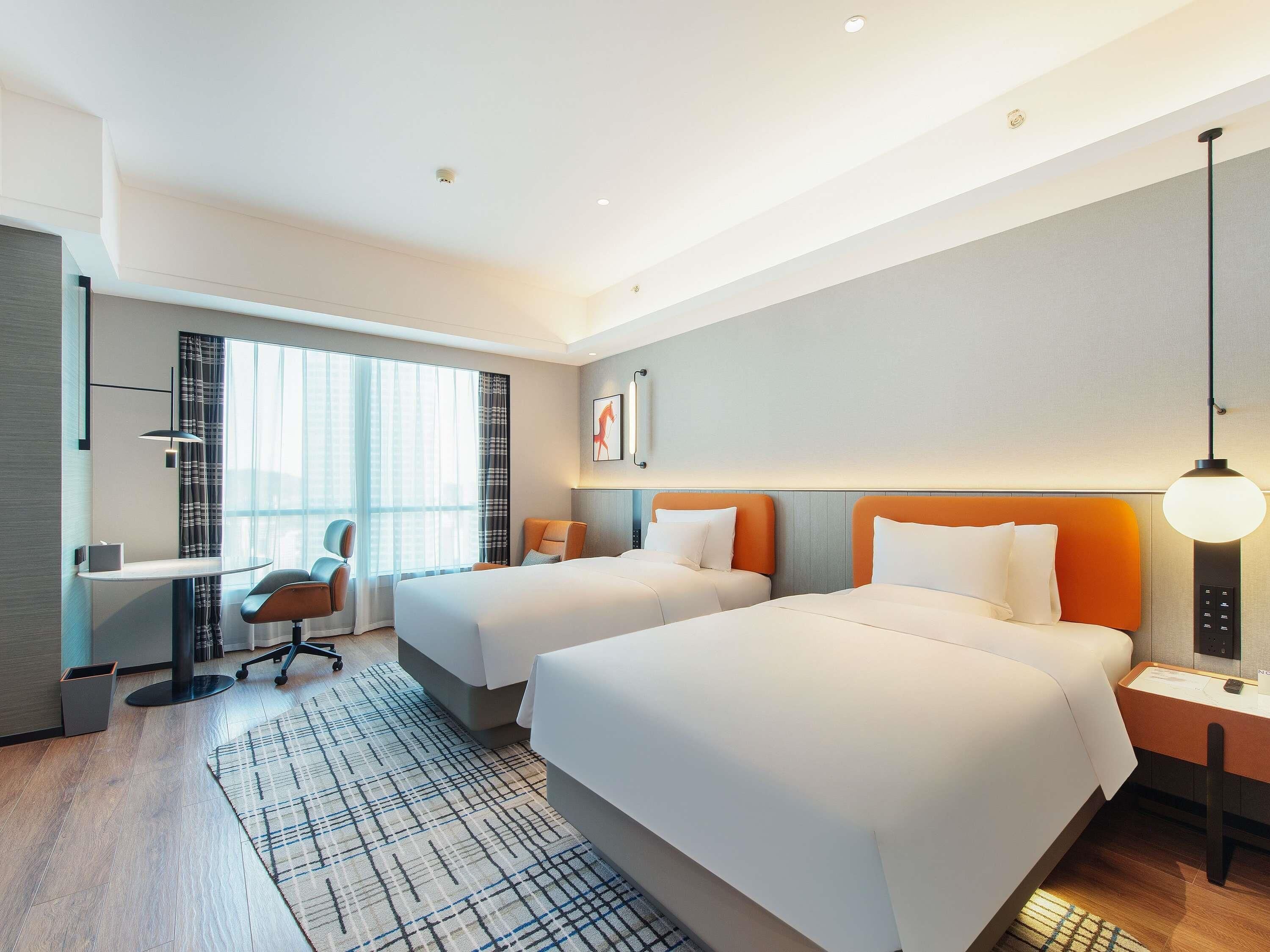 Quarto luxo, 2 camas de solteiro (City side)