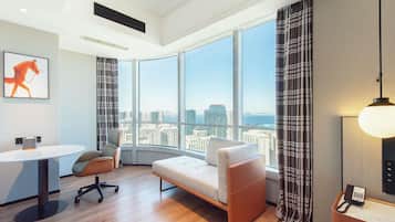 Deluxe Suite, Multiple Beds