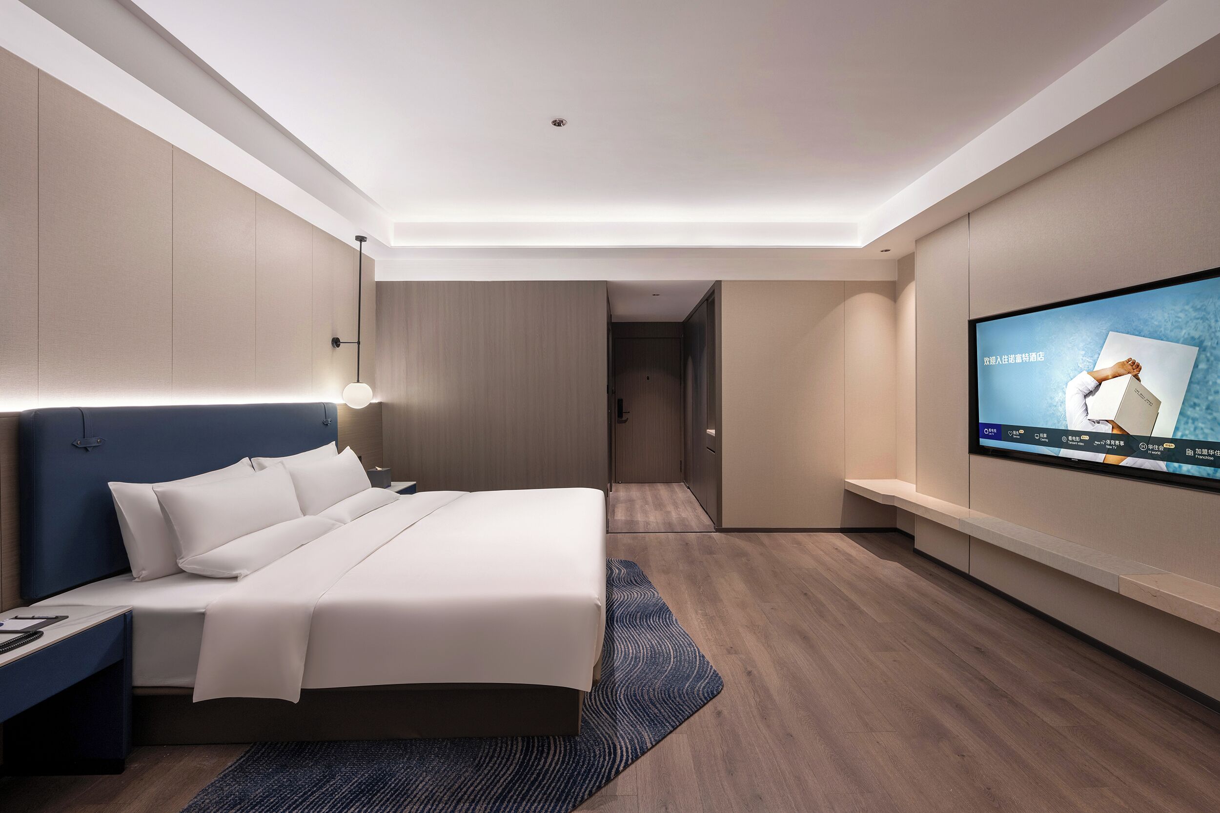 Deluxe Room, 1 Katil Raja (King) | Gebar bulu kapas, bar mini, dihias secara berasingan, meja 