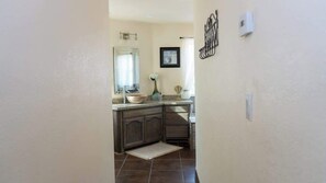 Interior - Channelfront - Remodeled - Pool - Boatslips (Port Isabel)