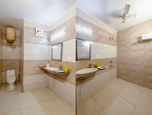 Deluxe-Doppelzimmer | Badezimmer