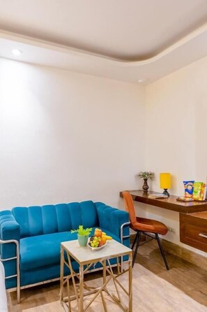 Interior - SBS Hotel Underbridge (New Delhi)