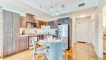 Apartment | 2 bedrooms, Internet