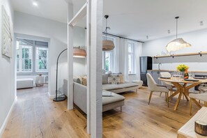 Appartement, 2 chambres, patio | Coin séjour