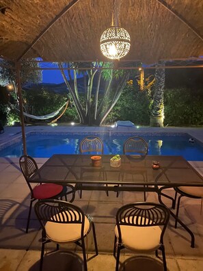 Outdoor dining - THE VILLA AZUR BETWEEN VINE AND SEA (La Cadière-d'Azur)