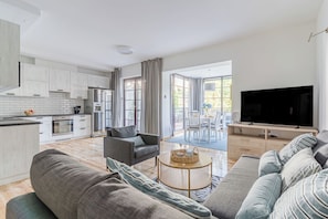 Apartment, 2 Bedrooms | Living area - Imperial Apartments - Bernadowska (Gdynia)