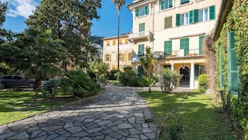 Family Studio, Microwave (Liberty Home In Genova Nervi 2min) | Exterior
