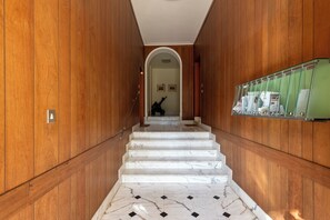 Estudio familiar (Liberty Home In Genova Nervi) | Interior