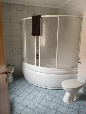 Bathroom - Vrbo Property (Ližnjan)