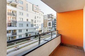 Balcony - RentPlanet - Apartament Skoroszewska (Warsaw)