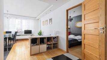 Apartment, Balcony | Living area | Smart TV