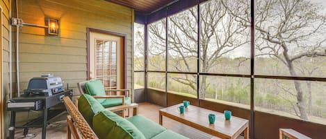 Apartment (2 Bedrooms) | Front of property