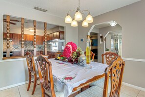 Rumah (4 Bedrooms) | Interior